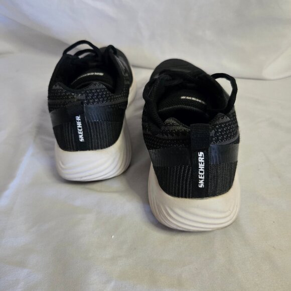 Skechers Women's Black/White Memory Foam Shoes 5M - Picture 4 of 7
